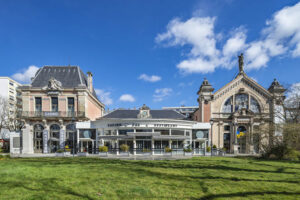 découvrez le casino de besançon : jeux de table, machines à sous, animations et restaurant dans un cadre élégant au cœur de la ville. profitez d’une expérience unique et divertissante pour tous vos loisirs !
