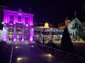 découvrez les services du casino de besançon : jeux variés, animations, restauration et offres exclusives pour une expérience de divertissement unique.