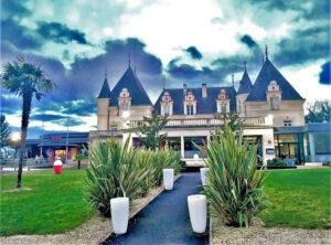 découvrez le casino de la roche-sur-foron : horaires d'ouverture, jeux variés, avis des visiteurs et conseils pour profiter pleinement de votre expérience.