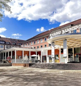 découvrez les atouts du casino de riom : jeux variés, ambiance conviviale et animations régulières pour des moments de divertissement inoubliables.