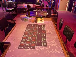 découvrez le casino de sarlat : une large sélection de jeux, horaires d'ouverture flexibles et services de qualité pour une expérience de divertissement unique.