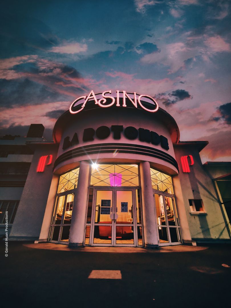 découvrez le casino vieux boucau, un lieu unique pour tenter votre chance et profiter d'une ambiance conviviale en bord de mer. jeux variés, animations et restaurants vous attendent pour des moments inoubliables.