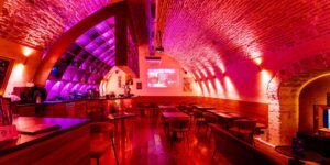 découvrez les meilleurs bars à jeux de montpellier pour une soirée ludique entre amis, avec une sélection variée de jeux et une ambiance conviviale.