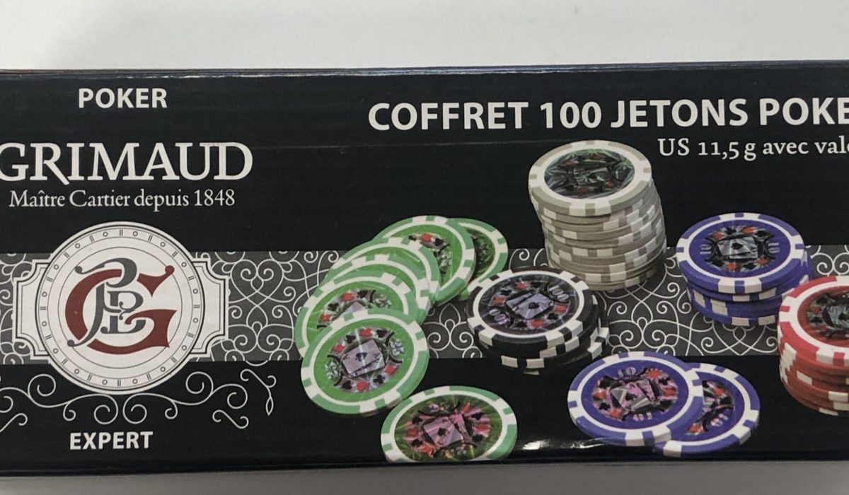 découvrez combien de jetons sont nécessaires pour jouer au poker et comment bien les répartir pour une partie réussie.
